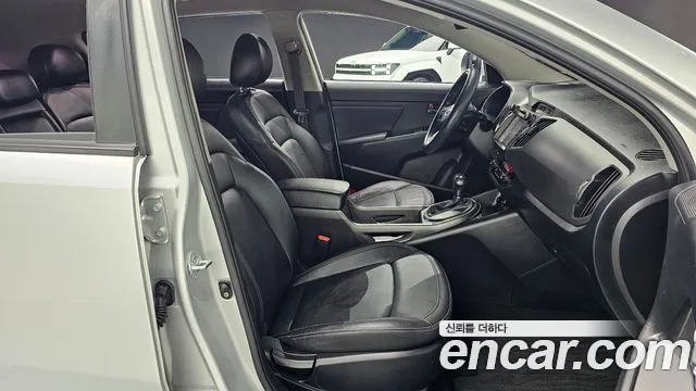 Kia Sportage 2013 thumb 11