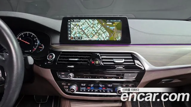BMW 5 серии 2018 thumb 6
