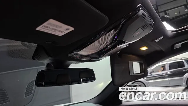 BMW 5 серии 2018 thumb 5