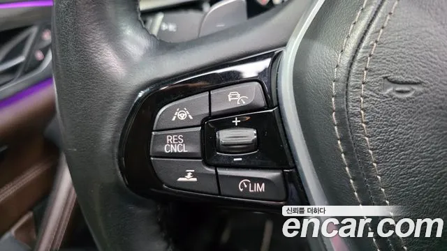 BMW 5 серии 2018 thumb 2