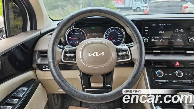 Kia Carnival 2022 thumb 9