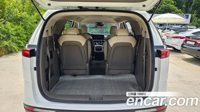 Kia Carnival 2022 thumb 5