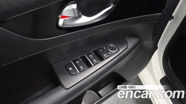 Kia K3 2021 thumb 4