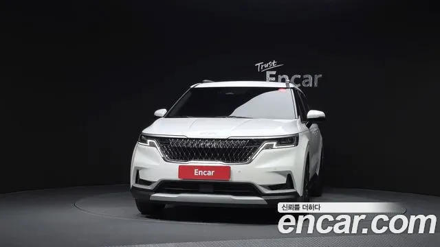 Kia Carnival 2021 thumb 3