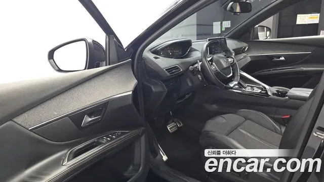 Peugeot 5008 2018 thumb 10