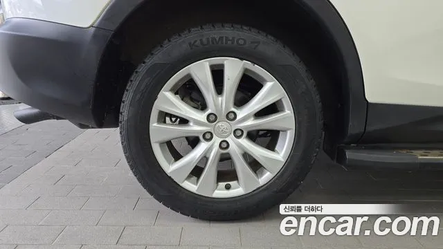 Toyota RAV4 2014 thumb 11