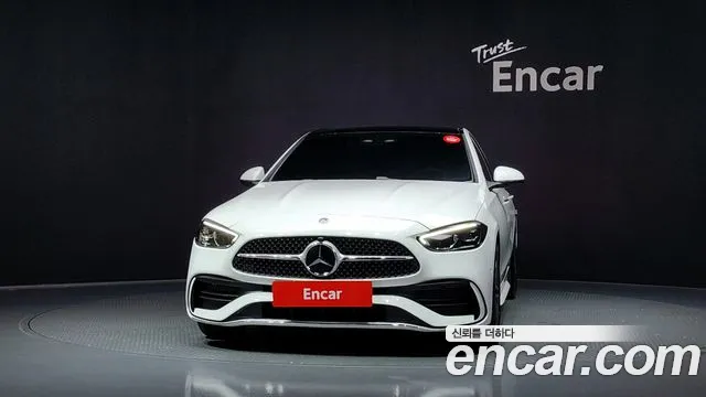 Mercedes-Benz C-Class 2026 thumb 12