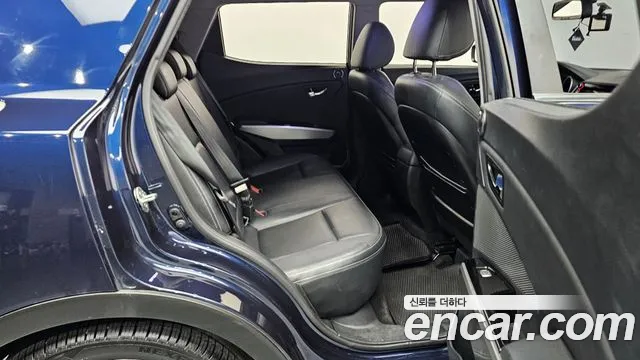 KGM Tivoli 2015 thumb 12