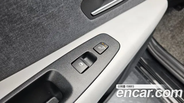 Hyundai Elantra 2021 thumb 2