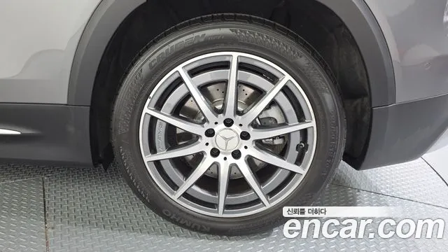 Mercedes-Benz GLB 2021 thumb 4