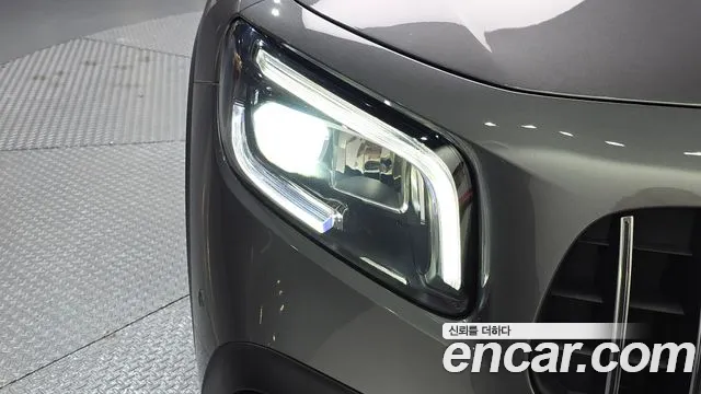 Mercedes-Benz GLB 2021 thumb 5