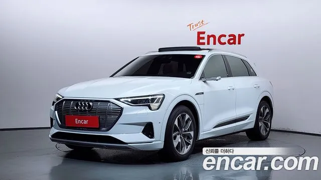 Audi e-tron 2021 thumb 8