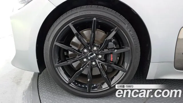 Kia Stinger 2023 thumb 5
