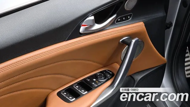 Kia Stinger 2023 thumb 7