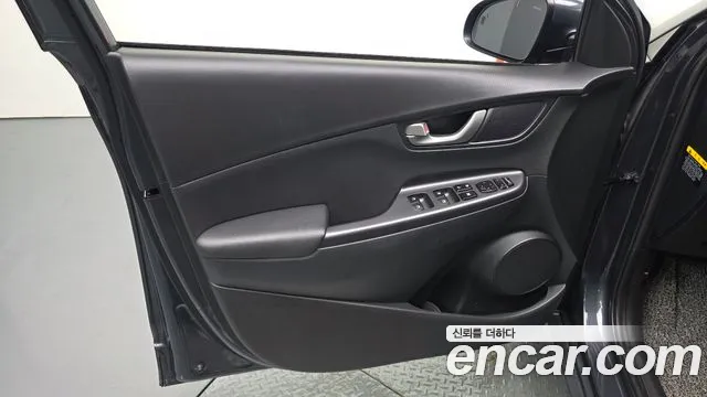 Hyundai Kona 2018 thumb 5