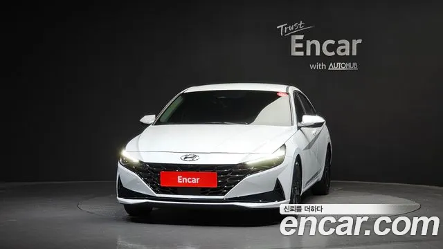 Hyundai Elantra 2022 thumb 3