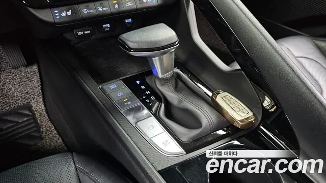 Hyundai Elantra 2022 thumb 8