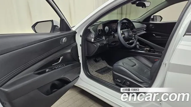Hyundai Elantra 2022 thumb 12