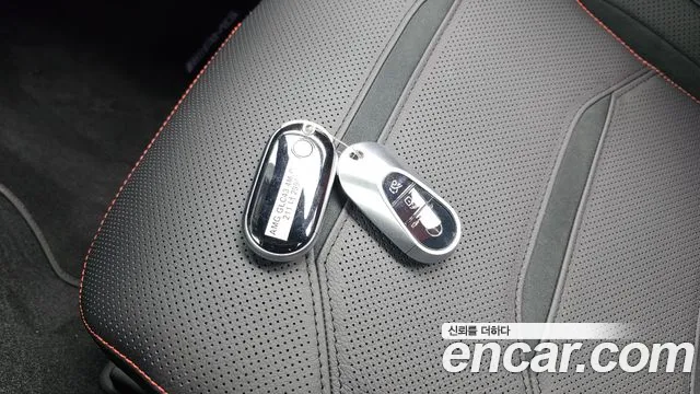 Mercedes-Benz GLC 2025 thumb 8