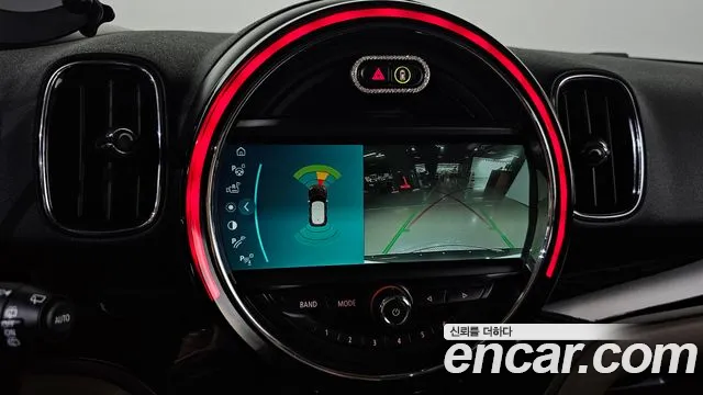 Mini Countryman 2019 thumb 10