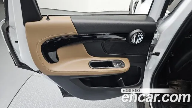 Mini Countryman 2019 thumb 11