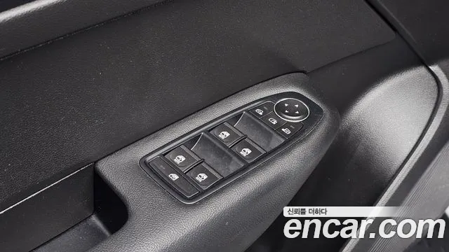 Renault XM3 2022 thumb 9