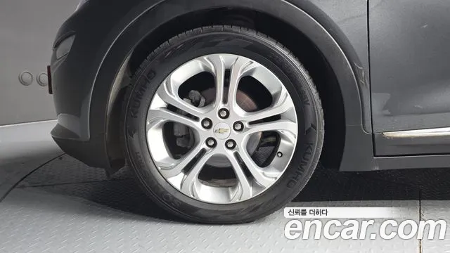 Chevrolet Bolt EV 2018 thumb 7
