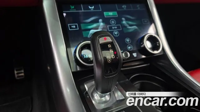 Land Rover Range Rover Sport 2016 thumb 10