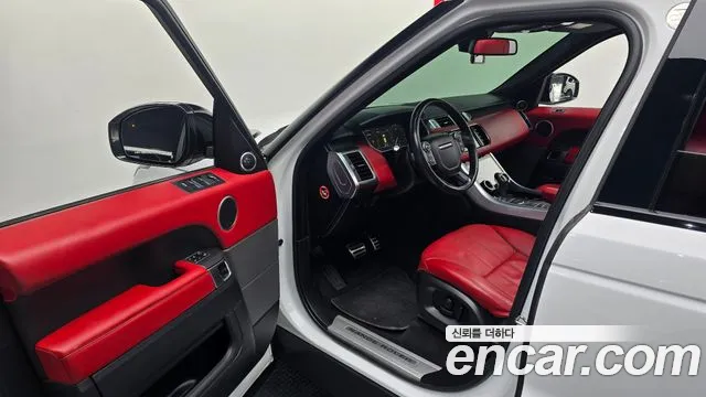 Land Rover Range Rover Sport 2016 thumb 9
