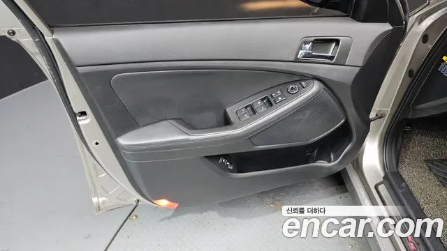 Kia K5 2013 thumb 2
