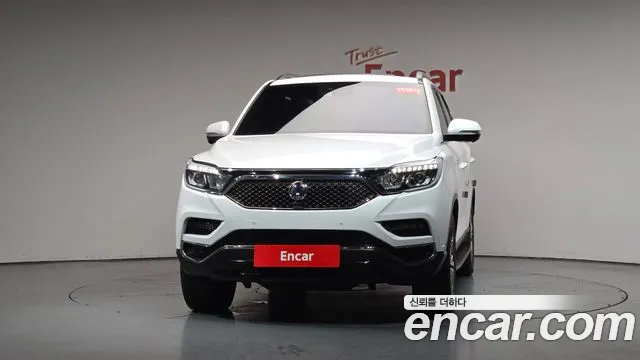 KGM Rexton 2018 thumb 8