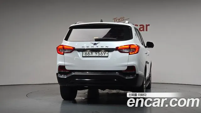 KGM Rexton 2018 thumb 11
