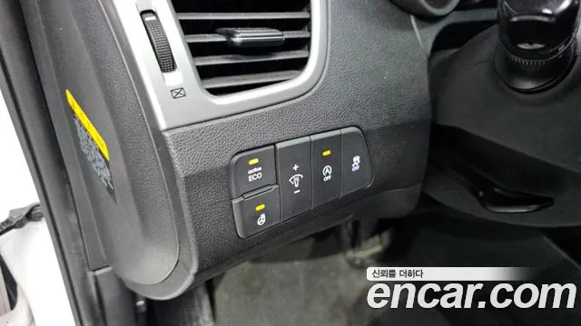 Hyundai Elantra 2013 thumb 9