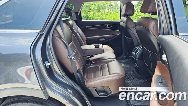 Kia Sorento 2016 thumb 12
