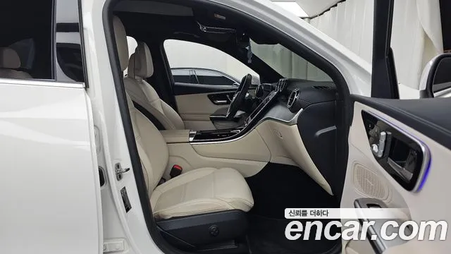 Mercedes-Benz GLC 2024 thumb 6
