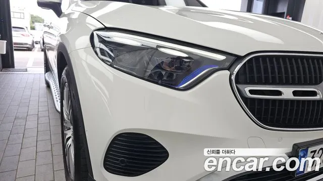 Mercedes-Benz GLC 2024 thumb 11