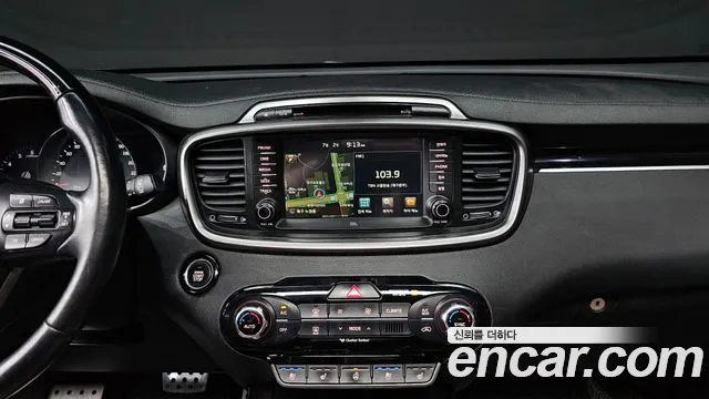 Kia Sorento 2016 thumb 5