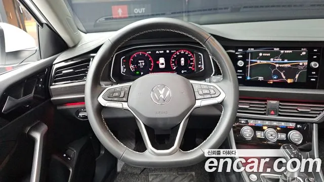 Volkswagen Jetta 2022 thumb 5