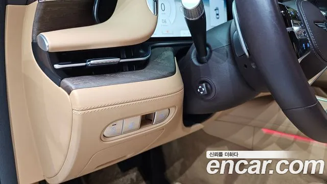 Genesis G90 2022 thumb 9