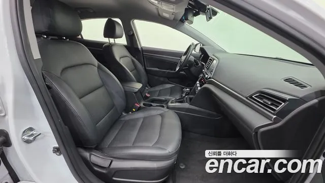 Hyundai Elantra 2019 thumb 10