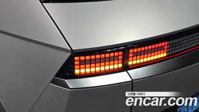 Hyundai Ioniq5 2022 thumb 12