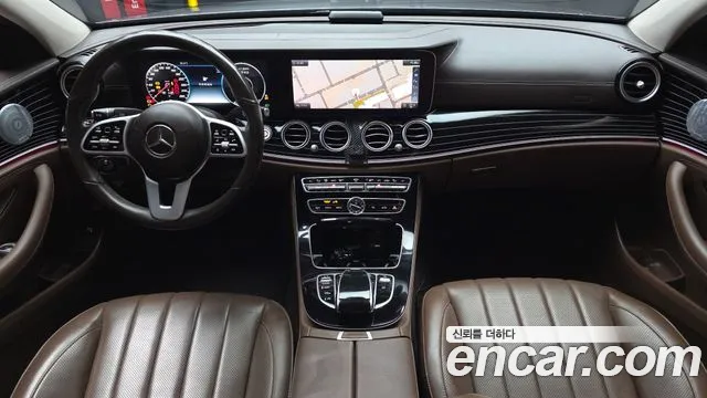 Mercedes-Benz E-Class 2020 thumb 7