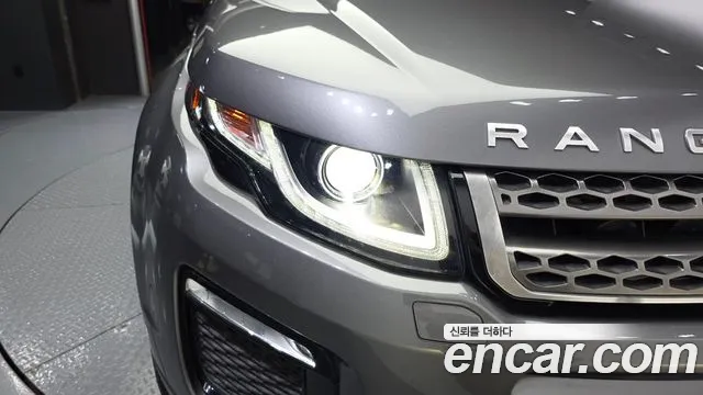 Land Rover Range Rover Evoque 2018 thumb 7