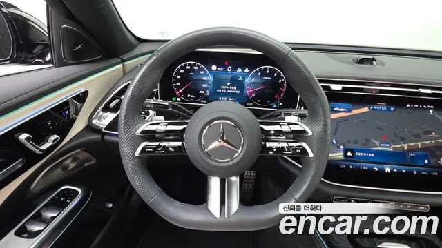 Mercedes-Benz E-Class 2025 thumb 5