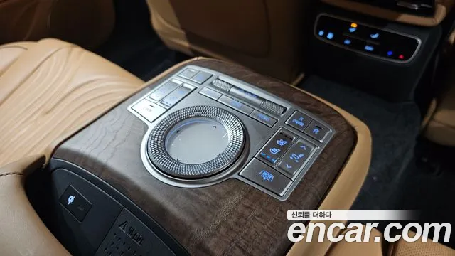 Genesis G80 2022 thumb 2