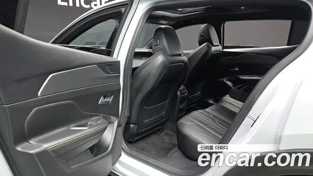 Peugeot 408 2024 thumb 8