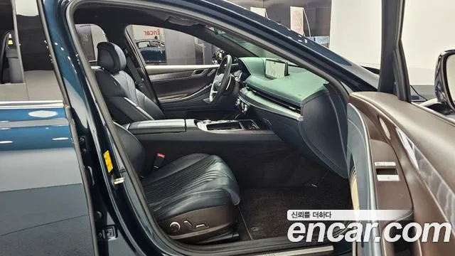 Genesis G80 2020 thumb 10