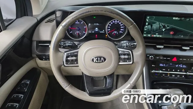 Kia Carnival 2021 thumb 9