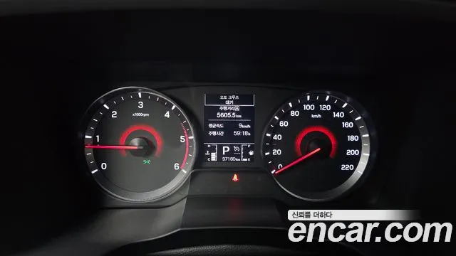 KGM Tivoli 2020 thumb 12