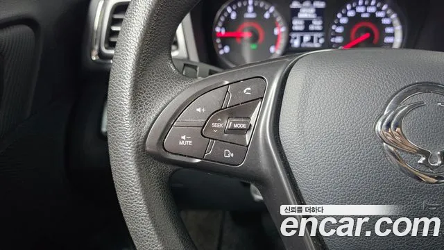 KGM Tivoli 2020 thumb 3